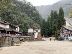 -西岭雪山大飞水景区