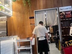-必胜客(大宁路店)