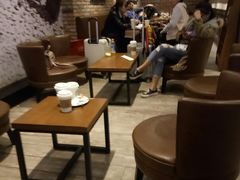 大堂-星巴克(重庆火车北站北广场II店)