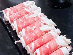 -果松木炭酸菜铜火锅·外婆参鸡汤