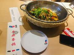 -拿渡麻辣香锅(世茂广场·工三店)