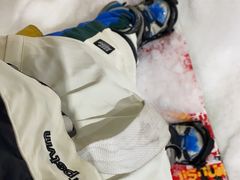 -乔波室内滑雪场