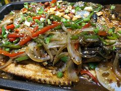 -有猫腻儿炭火烤鱼(南街店)