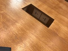 -Apple零售店(华贸购物中心店)
