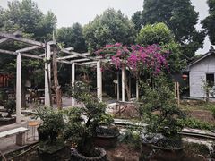 -周老三跷脚牛肉·全牛火锅(非遗传承店)