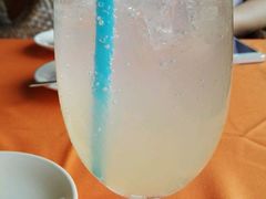 檸檬汁-原野牧场