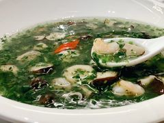 荠菜双菇烩虾仁-聚鑫阁江浙菜·非遗传承技艺(闵行交大店)