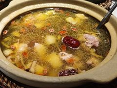 -领鲜天下·焗海鲜·花胶鸡(天目里店)