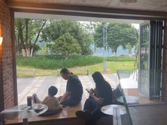 -三勾JJJ Burger&Coffee(梅溪湖店)