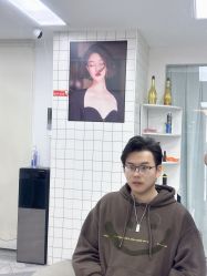 -米娜护肤造型