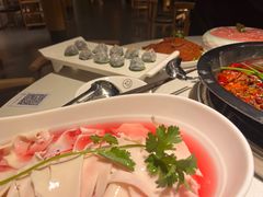 -茅草房·河畔园林火锅
