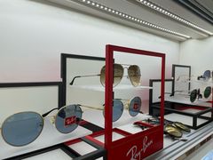-翰佐蔡司小乐圆·依视路星趣控·暴龙眼镜折扣店