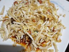 -东口码头·烧鸽子·鱼头泡饼·地方菜(金鹰悦城店)