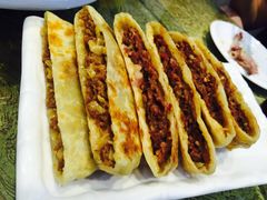 -老码头黑皮肘子锅包肉熏酱水饺(文政街店)