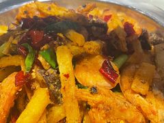 -小鱼儿海鲜港(新村十区店)