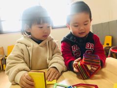 -MuaKids Garden