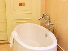 -中旅阿那亚九龙湖·公主酒店