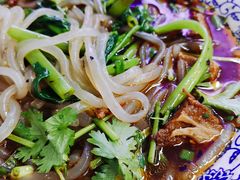 -渝之汇牛肉豌杂面