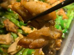 青椒牛蛙-探鱼·鲜青椒爽麻烤鱼(西南商都店)