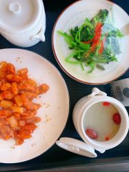 -爱陪伴尊享月子中心(国际店)