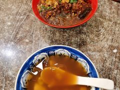精肉杂酱酸辣粉-阿坤传统手工小吃(沙坪坝店)