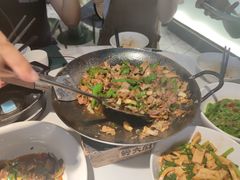 -费大厨辣椒炒肉(高铁吾悦广场店)