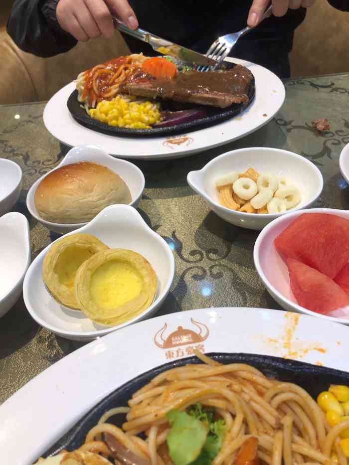 东方豪客(澳德乐店)-"今天来德州出差 中午和朋友一块来到开发区.