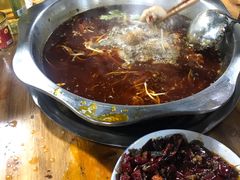 -冯记香辣兔火锅(茶店子总店)
