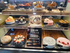 -DQ·蛋糕·冰淇淋(大宁国际商业广场店)