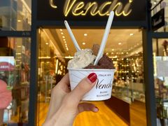 -VENCHI 闻绮(上海佛罗伦萨小镇店)