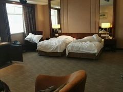 -南京金鹰皇冠假日酒店