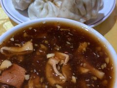 -陈寔包子王·卤煮小肠·京味小吃(龙潭店)