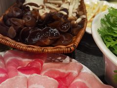 -幸福里四季火锅店