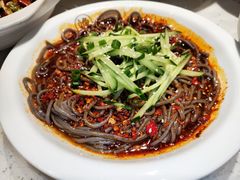 蕨根粉-江渔儿酸菜鱼·拔草餐厅(虎门君乐汇店)