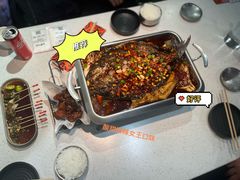 -鸣记脆皮烤鱼(岐山路店)