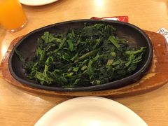-萨莉亚意式餐厅(特力时尚汇店)
