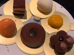 -淡尾·海鲜自助概念餐厅(虹桥南丰城店)