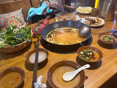 -贵厨酸汤牛肉(花果园国际中心店)