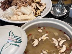 -黔蘑菇四季餐厅(观山湖店)