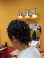 -Devilhands Barbershop男士理容店