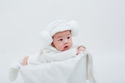 -小熊维尼高端儿童摄影(罗湖区总店)