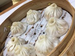 -馋三尺蟹粉小笼(人民广场店)