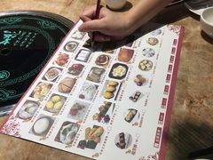 -德兴show鲜·蒸汽海鲜火锅餐厅(格创悦里店)