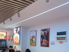 -韵味湘肴·小炒黄牛肉(五一广场美食地标店)