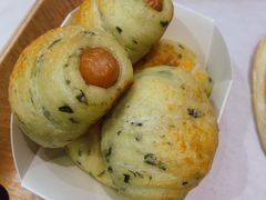 迷你香肠面包-巴黎贝甜(华堂新辰汇店)