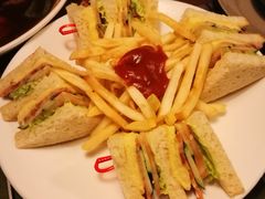 -源一咖啡馆(麒麟巷步行街店)