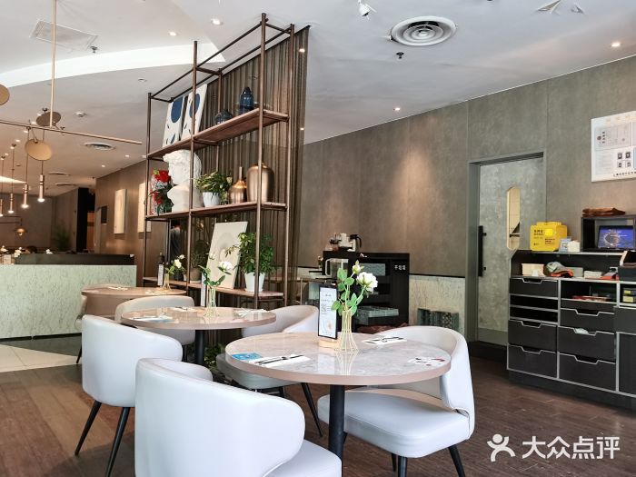 必胜客(漕宝路店)大堂图片