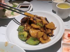 -关东小磨东北菜(漕河泾印象城店)