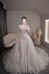 -艾米丽婚纱礼服