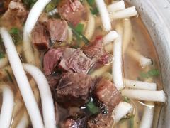 -花溪牛肉粉(八鸽岩店)